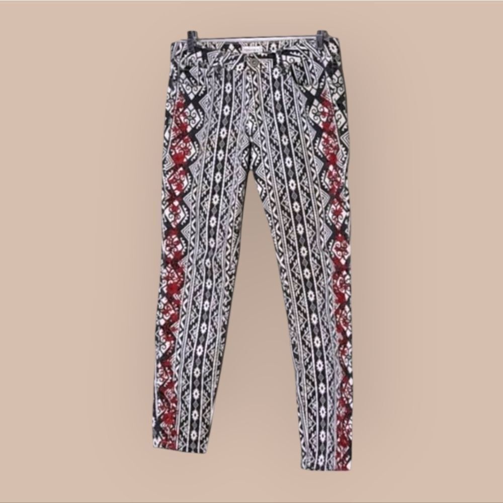 Vintage Forever 21 Stretch Low Rise Rare  Embroidered Southwest Jeans size 27